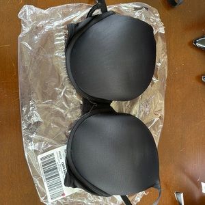 Victoria secret tshirt bra - 34DD